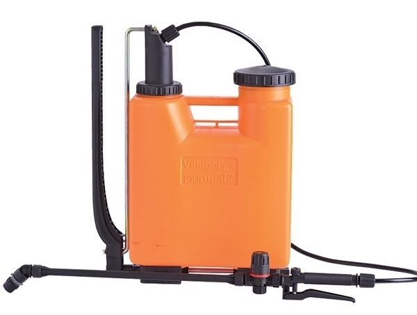 Sprayer-Monica - Villager(en translation)